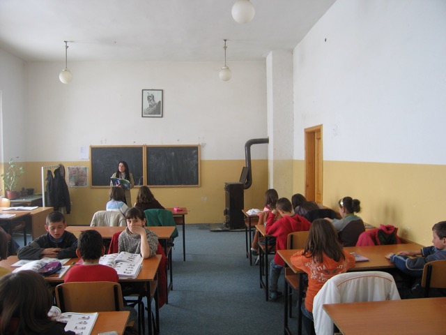 École Edmond Hoxha, classe de 5ème, Junik