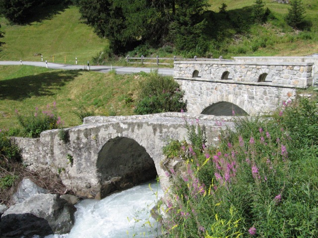 Ponts sur la Tasnan