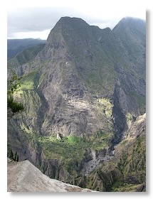 Ti Col, brèche du Maïdo