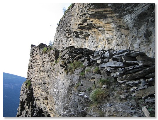 Le sentier de Loèche-les-Bains à la Gemmi