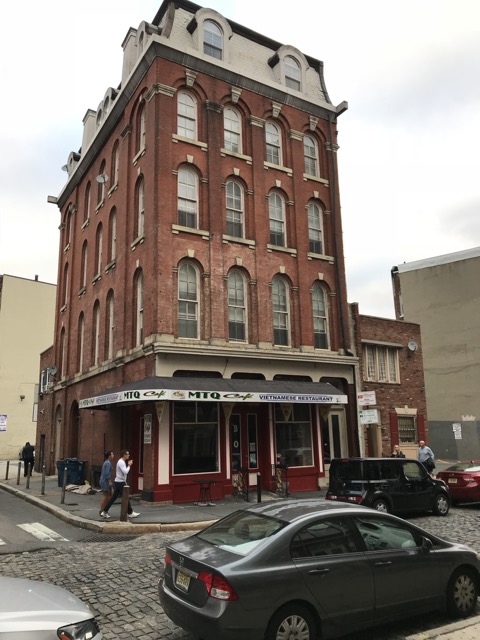 Philadelphia – Chestnut St / S Letitia St