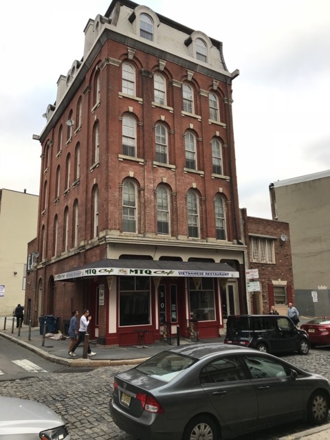 Philadelphia &ndash; Chestnut St / S Letitia St